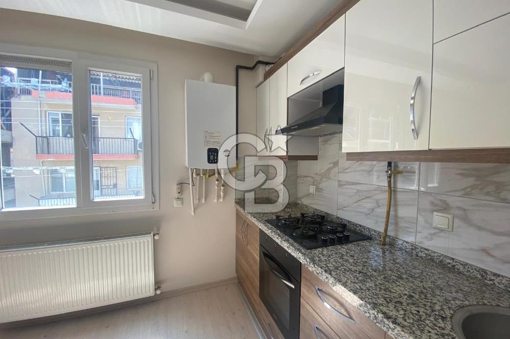 ANADOLU CAD. EFESUS OUTLET KARŞISI KOMBİLİ ARA KAT KİRALIK 1+1