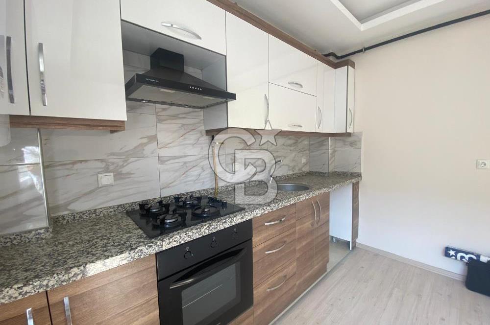 ANADOLU CAD. EFESUS OUTLET KARŞISI KOMBİLİ ARA KAT KİRALIK 1+1