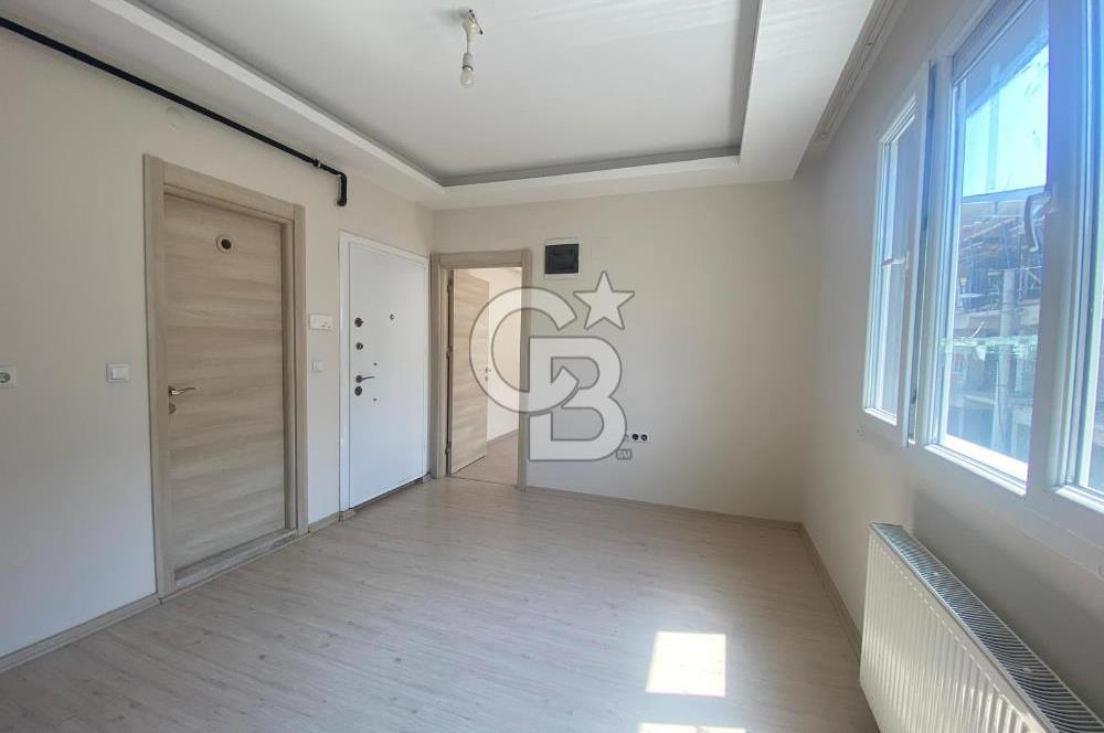 ANADOLU CAD. EFESUS OUTLET KARŞISI KOMBİLİ ARA KAT KİRALIK 1+1