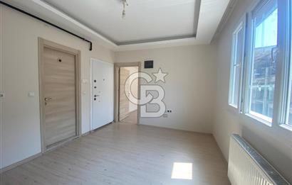 ANADOLU CAD. EFESUS OUTLET KARŞISI KOMBİLİ ARA KAT KİRALIK 1+1