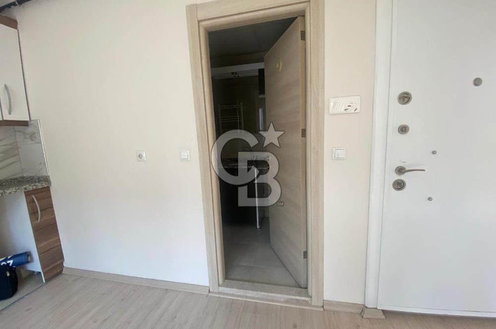 ANADOLU CAD. EFESUS OUTLET KARŞISI KOMBİLİ ARA KAT KİRALIK 1+1