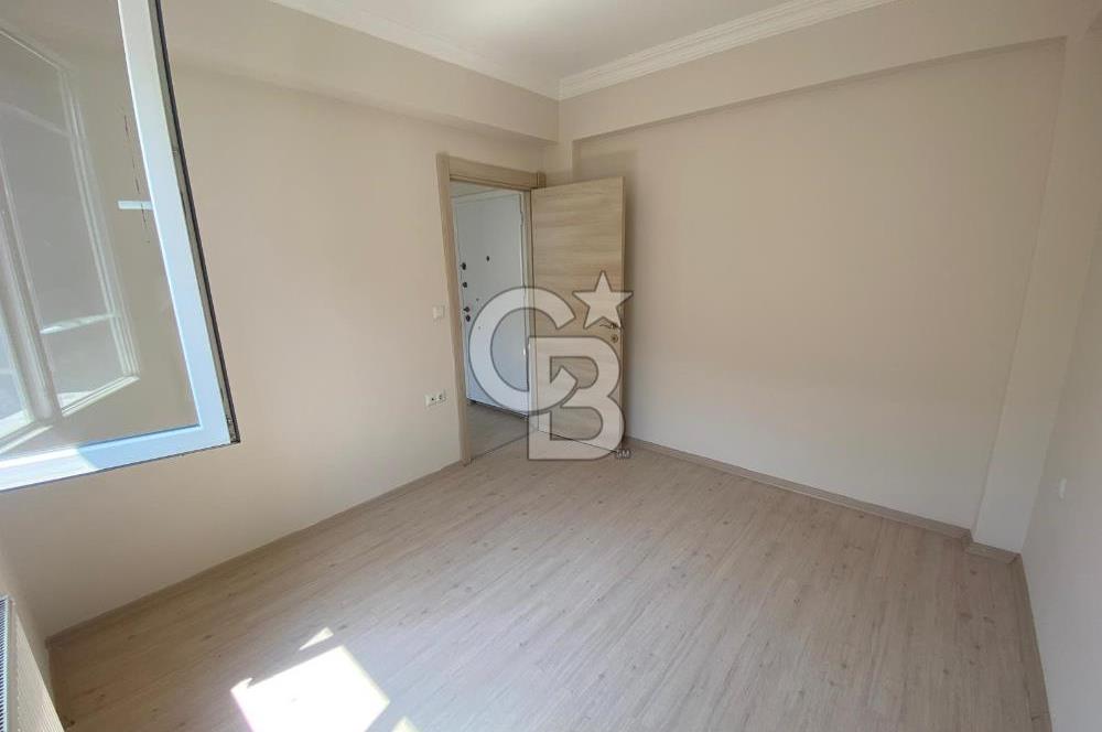 ANADOLU CAD. EFESUS OUTLET KARŞISI KOMBİLİ ARA KAT KİRALIK 1+1