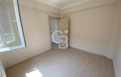 ANADOLU CAD. EFESUS OUTLET KARŞISI KOMBİLİ ARA KAT KİRALIK 1+1