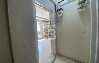 ANADOLU CAD. EFESUS OUTLET KARŞISI KOMBİLİ ARA KAT KİRALIK 1+1