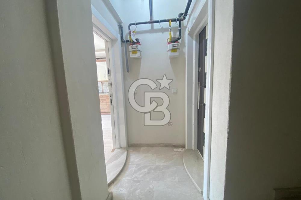 ANADOLU CAD. EFESUS OUTLET KARŞISI KOMBİLİ ARA KAT KİRALIK 1+1