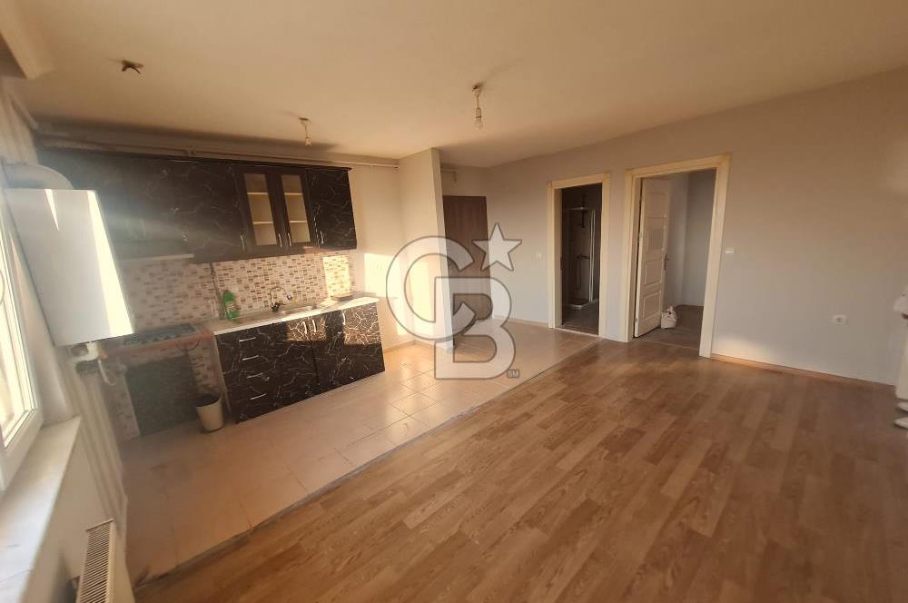 ÇİĞLİ EVKA-5 TE TOKİ KONUTLARINDA 2+1 KİRALIK DAİRE CB~PH