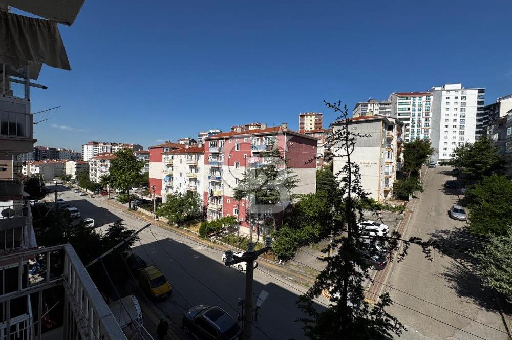 METROYA SADECE 900 MT MESAFEDE/3+1 115 MT2 FIRSAT SATILIK DAİRE