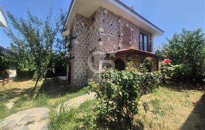 Ayvalık Sefa Çamlık Laka'da Satılık Sıfır 3+1 Taş Villa
