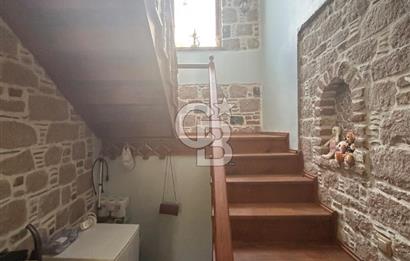 Ayvalık Sefa Çamlık Laka'da Satılık Sıfır 3+1 Taş Villa