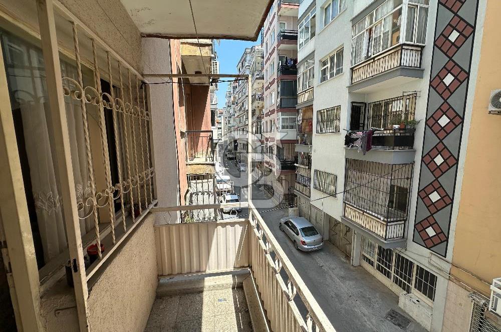 İzmir Yeşilyurt da Satılık Fırsat Daire