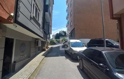 KONAKLAR'DA 120 M2 KURULU SATILIK BİNA