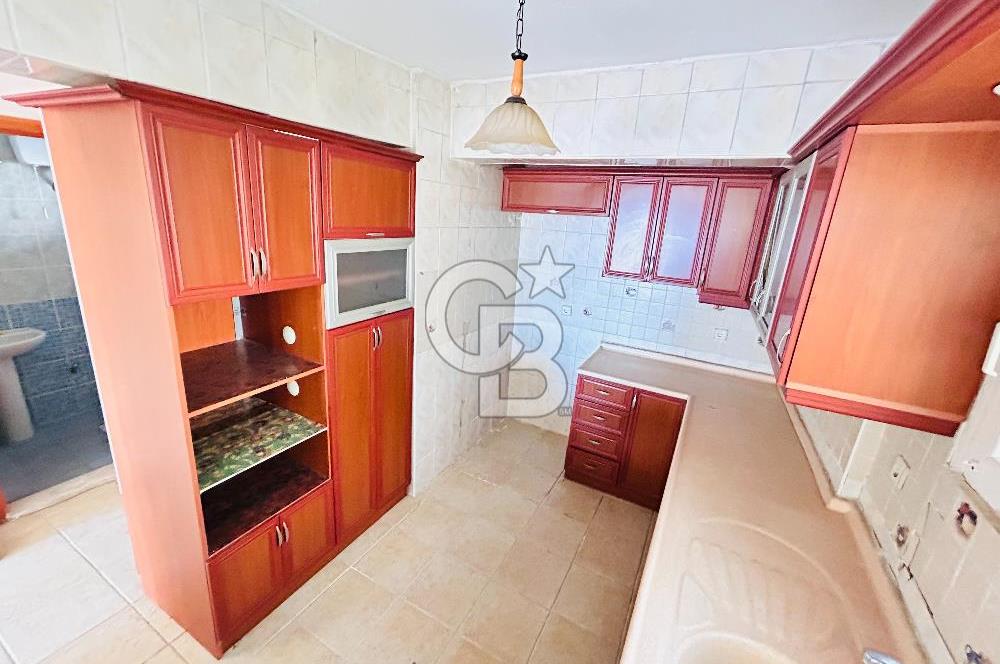 KUŞADASI BAYRAKLIDEDE' de FULL DENİZ MANZARALI 4+1 VİLLA