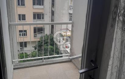 KARŞIYAKA TAM MERKEZDE DOĞALGAZLI FIRSAT KONUT