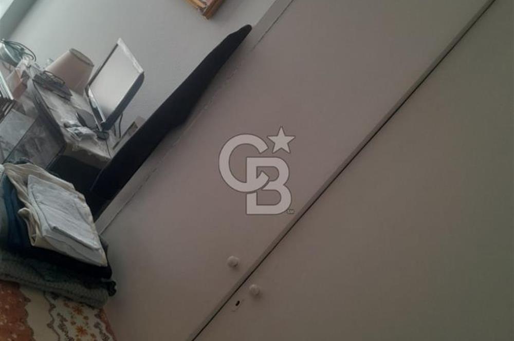 KARŞIYAKA TAM MERKEZDE DOĞALGAZLI FIRSAT KONUT