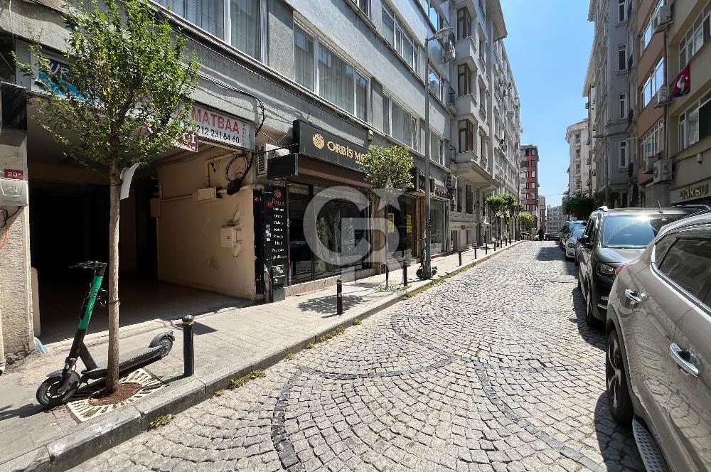 Şişli'de İçerisi Yenilenmiş 3+1 Daire