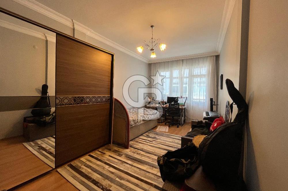 Şişli'de İçerisi Yenilenmiş 3+1 Daire