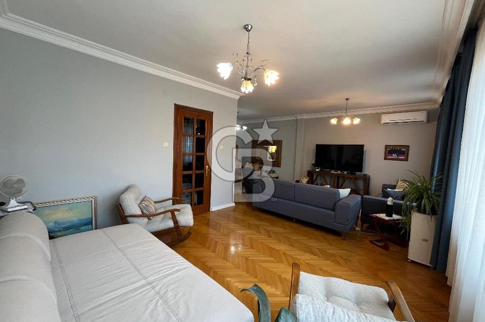 Şişli'de İçerisi Yenilenmiş 3+1 Daire