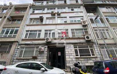 Şişli Merkez'de Geniş 2.5+1 Daire