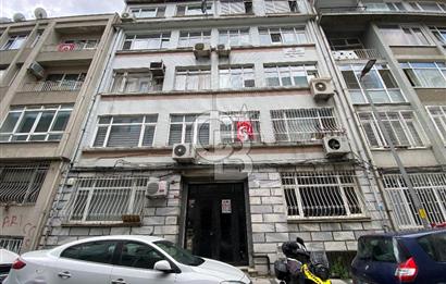 Şişli Merkez'de Geniş 2.5+1 Daire
