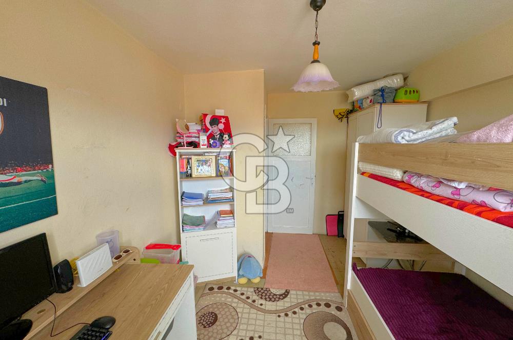KONAK EŞREFPAŞA CADDESİNDE 2+1 DENİZ MANZARALI SATILIK DAİRE