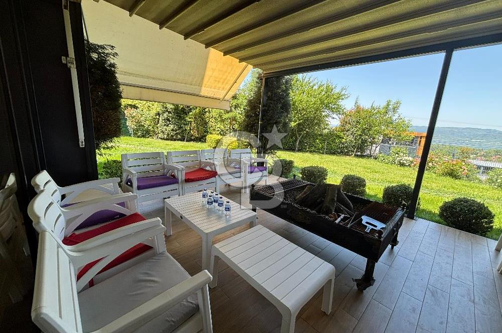 Göl Manzaralı Lüks Villa - Eşyalı, Havuzlu, Asansörlü!