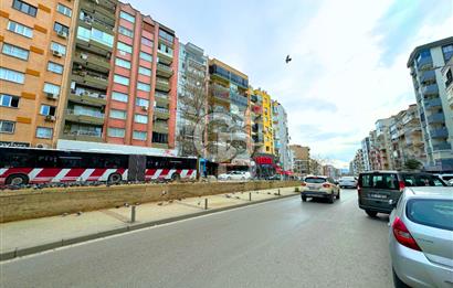 KONAK EŞREFPAŞA CADDESİNDE 2+1 DENİZ MANZARALI SATILIK DAİRE