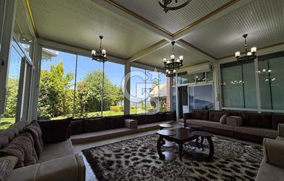 Göl Manzaralı Lüks Villa - Eşyalı, Havuzlu, Asansörlü!