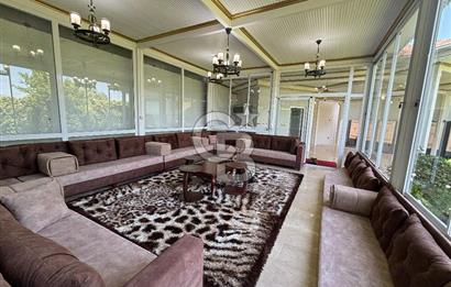 Göl Manzaralı Lüks Villa - Eşyalı, Havuzlu, Asansörlü!