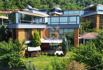 Göl Manzaralı Lüks Villa - Eşyalı, Havuzlu, Asansörlü!