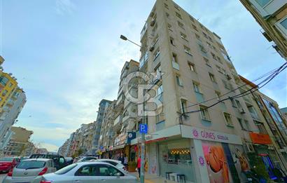 KONAK EŞREFPAŞA CADDESİNDE 2+1 DENİZ MANZARALI SATILIK DAİRE