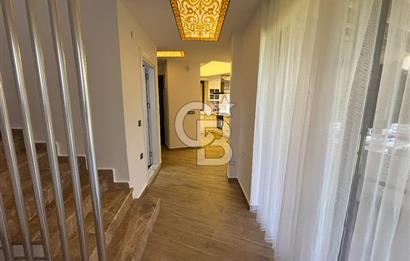 Göl Manzaralı Lüks Villa - Eşyalı, Havuzlu, Asansörlü!