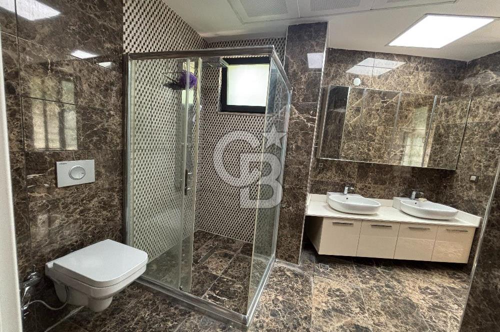 Göl Manzaralı Lüks Villa - Eşyalı, Havuzlu, Asansörlü!