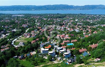 Göl Manzaralı Lüks Villa - Eşyalı, Havuzlu, Asansörlü!