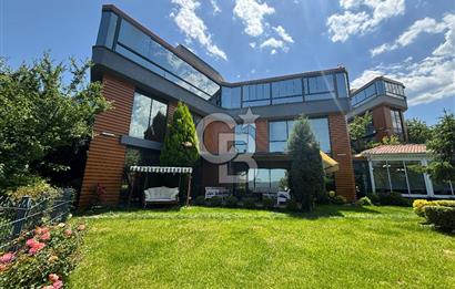 Göl Manzaralı Lüks Villa - Eşyalı, Havuzlu, Asansörlü!