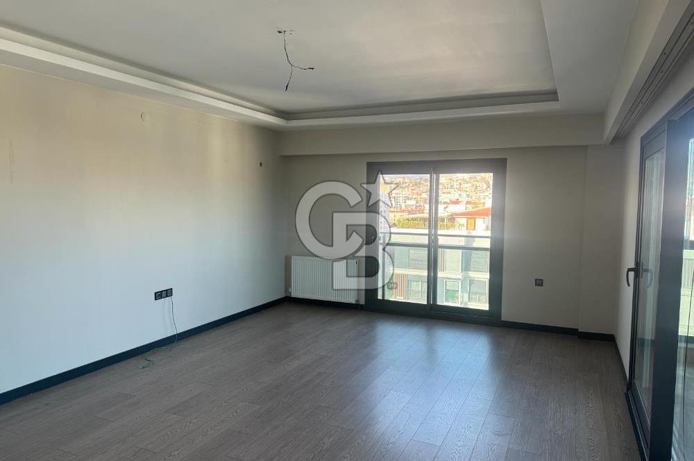 YALI'DA MUHTEŞEM KONUMDA 3+1 DAİRE KARŞIYAKA