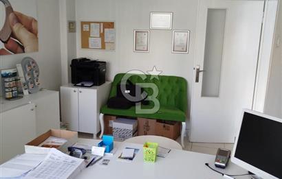 Aşağıeğlence' de cadde üzeri işyeri