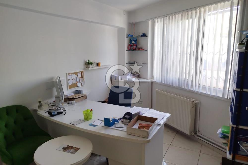 Aşağıeğlence' de cadde üzeri işyeri