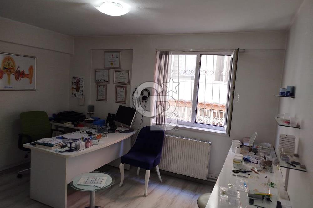 Aşağıeğlence' de cadde üzeri işyeri