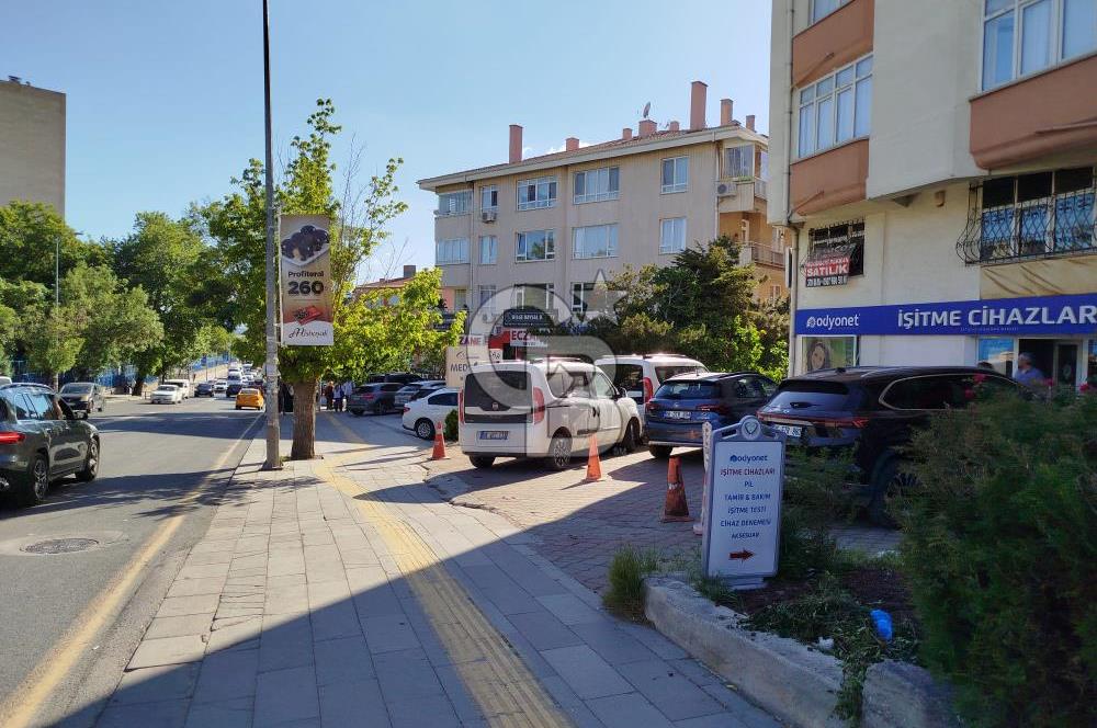 Aşağıeğlence' de cadde üzeri işyeri