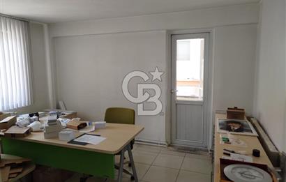 Aşağıeğlence' de cadde üzeri işyeri