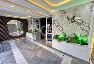 Coldwell Banker Fen Lisesi Yanı Site İçi Satılık 5+1 Daire