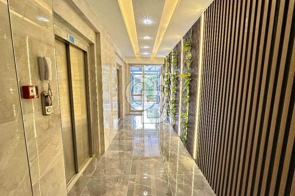 Coldwell Banker Fen Lisesi Yanı Site İçi Satılık 5+1 Daire