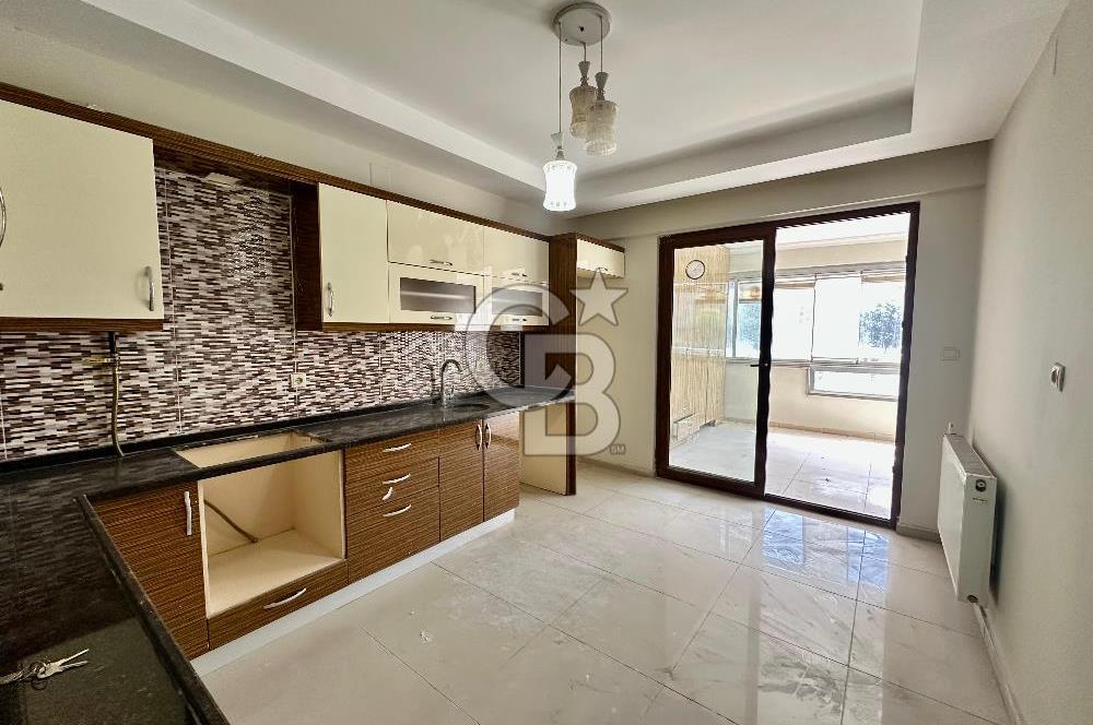 Coldwell Banker Fen Lisesi Yanı Site İçi Satılık 5+1 Daire