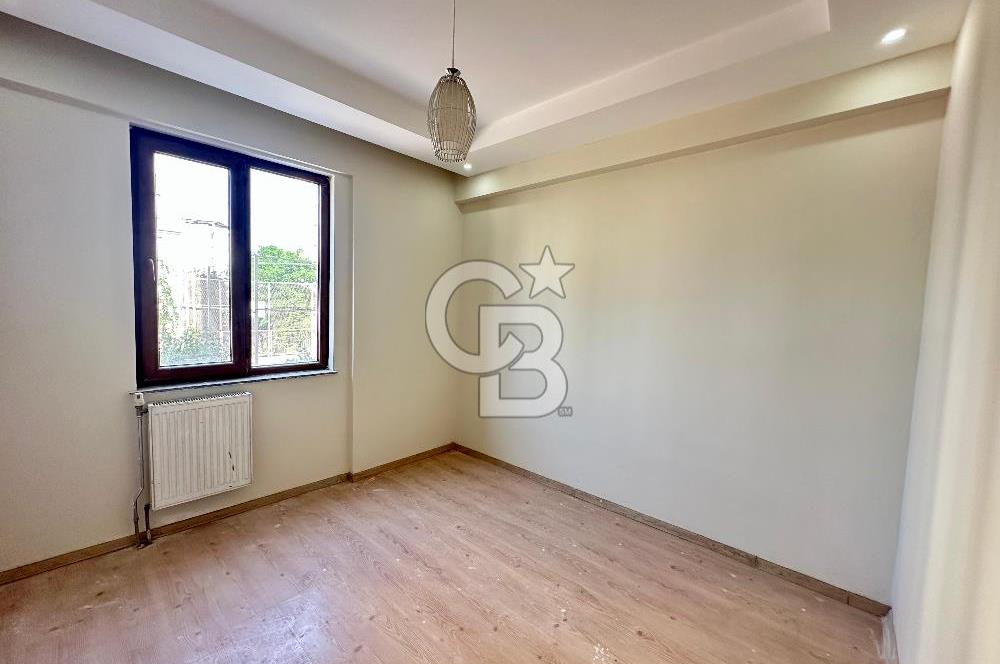 Coldwell Banker Fen Lisesi Yanı Site İçi Satılık 5+1 Daire