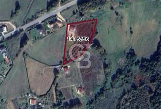 Şile Çengillide İçinde Havuzlu Evi Olan Yatırımlık Arsa