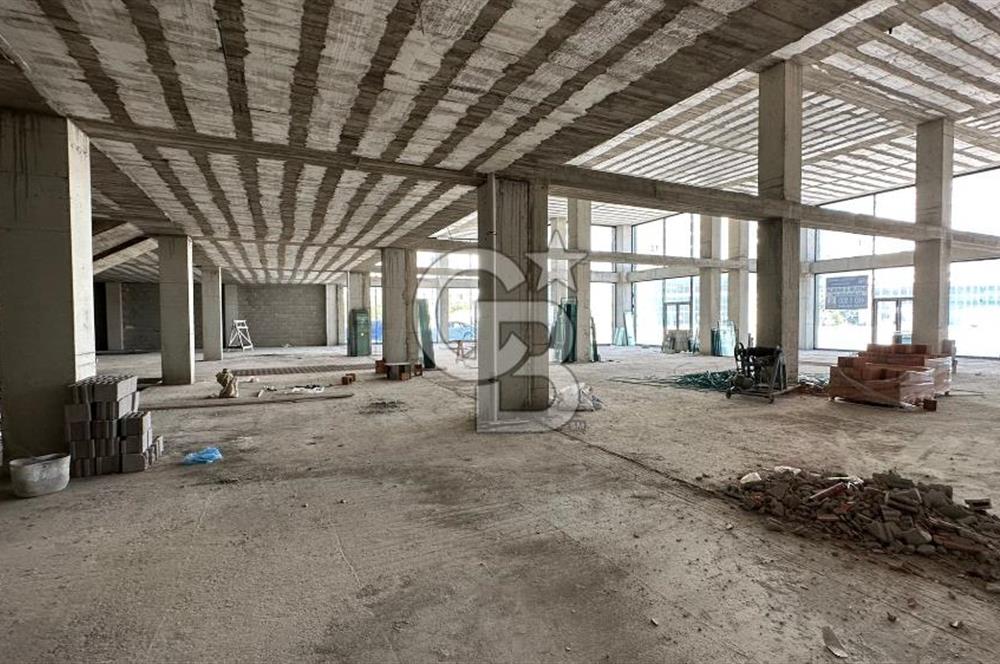 PURSAKLAR MY PLAZA'DA MUHTEŞEM KONUMDA 589 M² SATILIK DÜKKAN