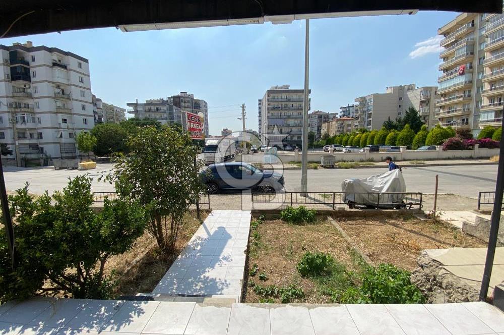 BAYRAKLI SOĞUKKUYU’DA CADDE ÜZERİ KİRALIK KÖŞE DÜKKAN 