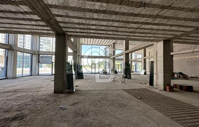 PURSAKLAR MY PLAZA'DA MUHTEŞEM KONUMDA 589 M² SATILIK DÜKKAN