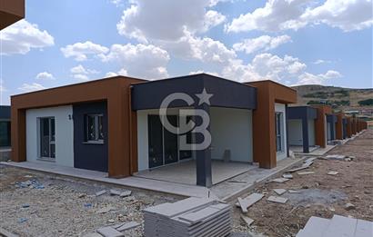 TEMELLİ SATILIK MÜSTAKİL EV 2+1 BAHÇELİ, GARAJLI, DOĞALGAZLI
