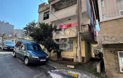 ATAŞEHİR'DE YATIRIMLIK ARSA ÜZERİNDE BİNA SATILIK!